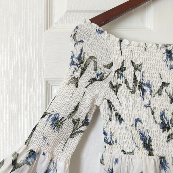 Lucca Boho Chic Floral Smocked Off Shoulder Long Bell Sleeve Flared Top White M - Picture 3 of 12